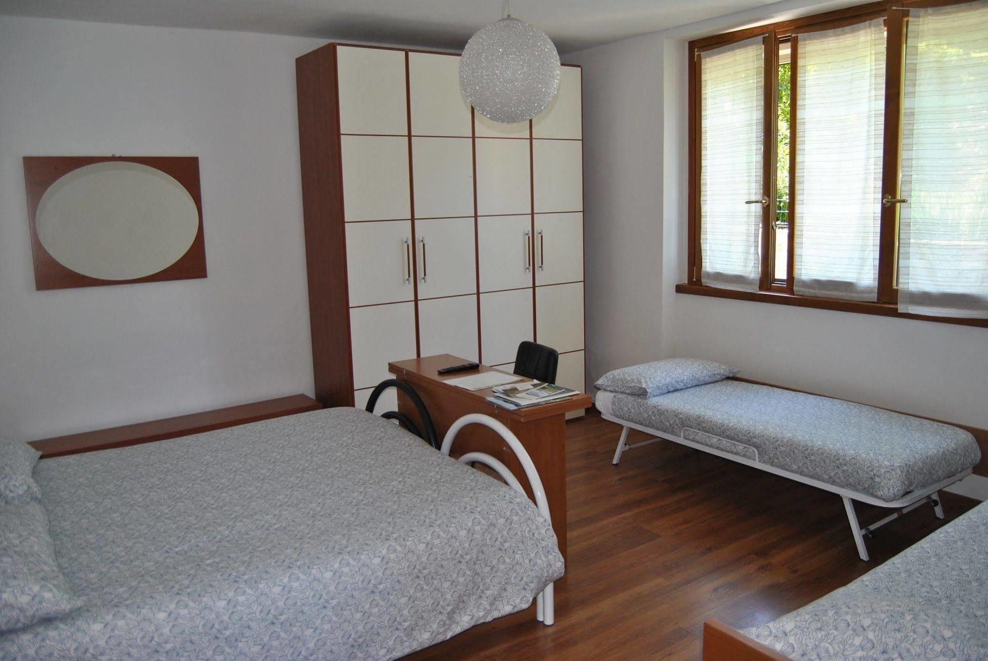 לצנו B&B Sosta Sul Lago מראה חיצוני תמונה